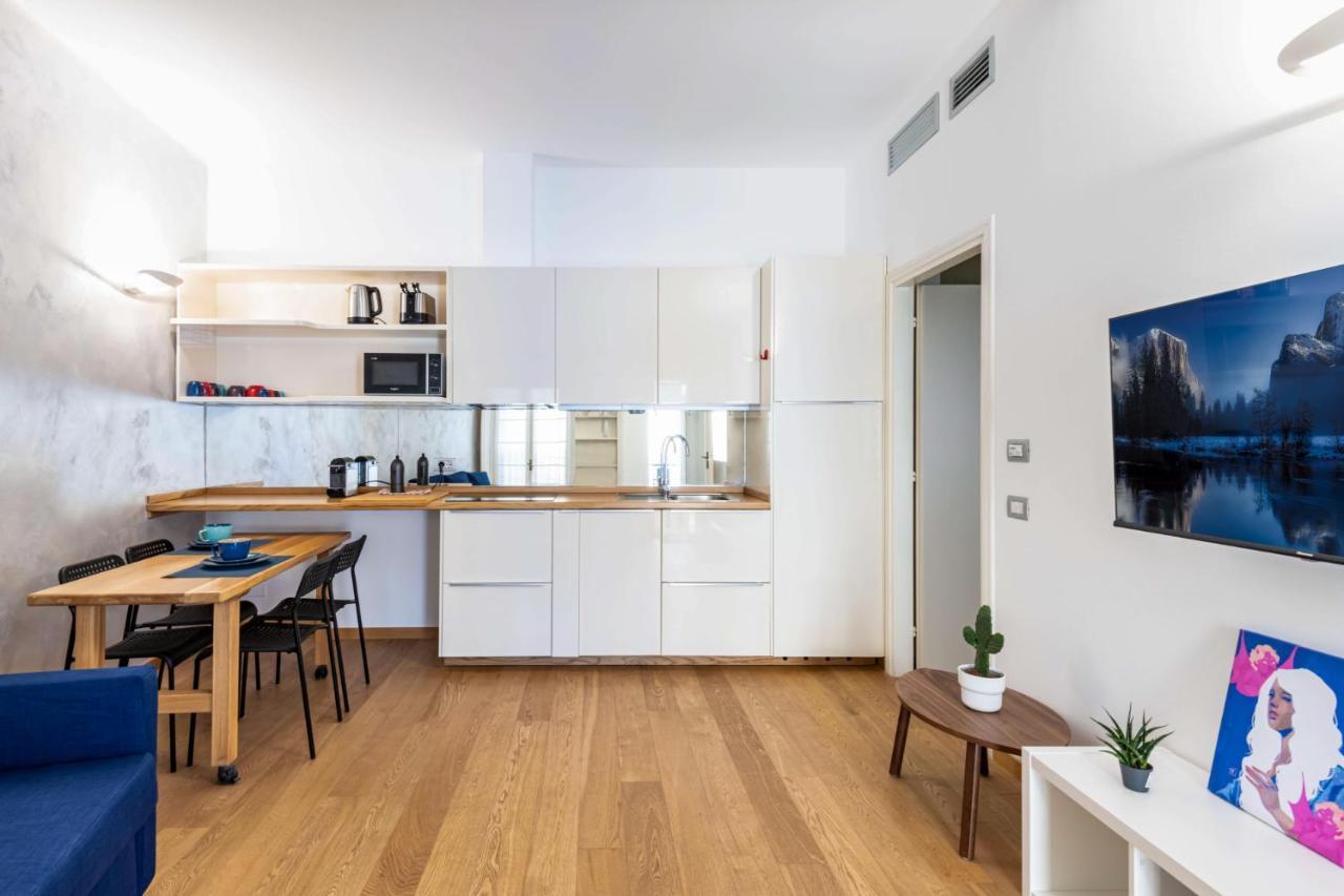 Easylife - Romantico Appartamento Sulla Darsena Milano Exteriör bild